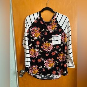🍁Adorable 🍂mixed 🌺print 🌸raglan
